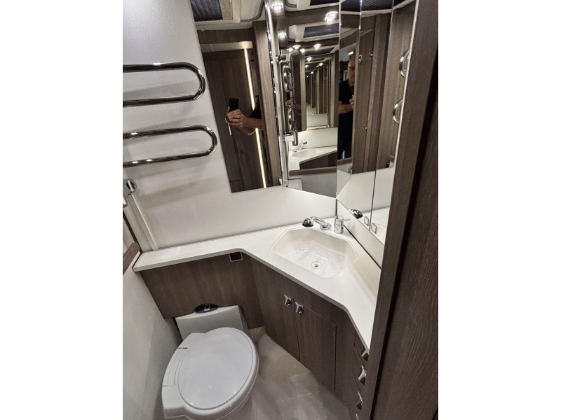 Kabe Royal 560 GLE Camas individuales foto: 6