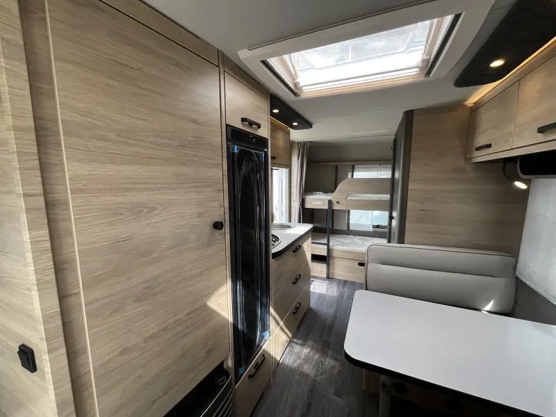 Weinsberg CaraOne Edition HOT 480 QDK STAPELBED-ACTIE MODEL  foto: 4