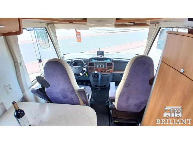 Hymer EX 522 .. 2007 dwarsbed foto: 9