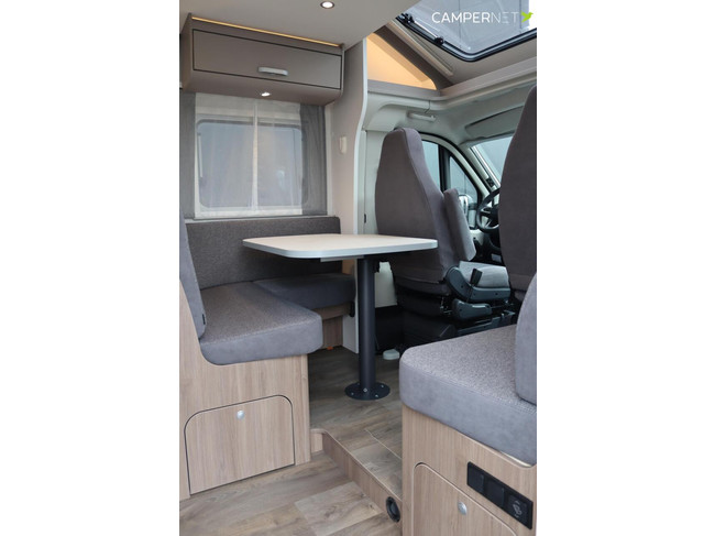 Carado T447 140 PS Automatik | Pro+ Paket | Hubbett | L&auml;ngsbetten | Getrennte Dusche | Markise | Neu ab Lager lieferbar | Foto: 6