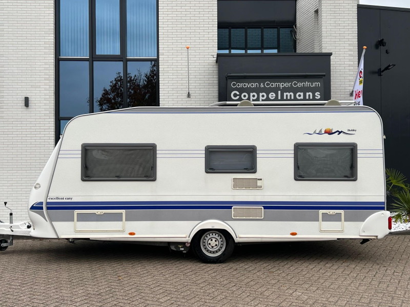 Hobby Excellent 495 UFE mover, tent, luifel 