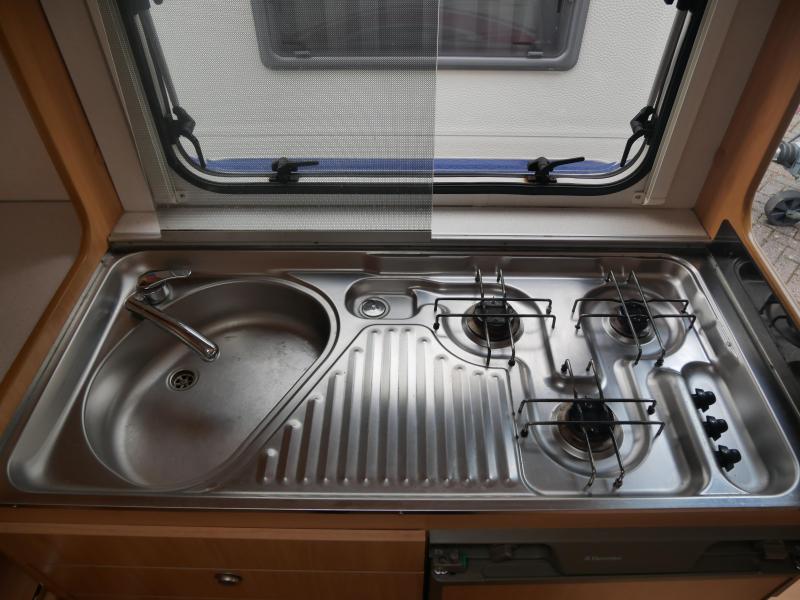 Beyerland Sprinter Lite 440 LB Mover, luifel, fietsenrek  foto: 8