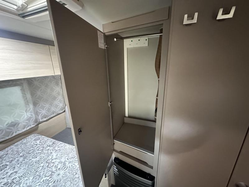 Weinsberg CaraCito 470 EU gas pakket / voortent  foto: 16