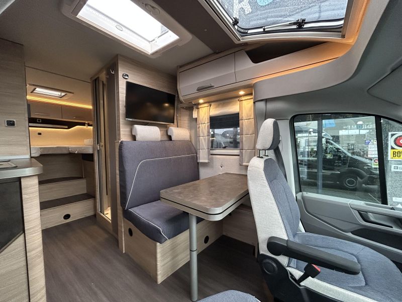 Knaus Van TI Man 650 MEG with leveling system photo: 12