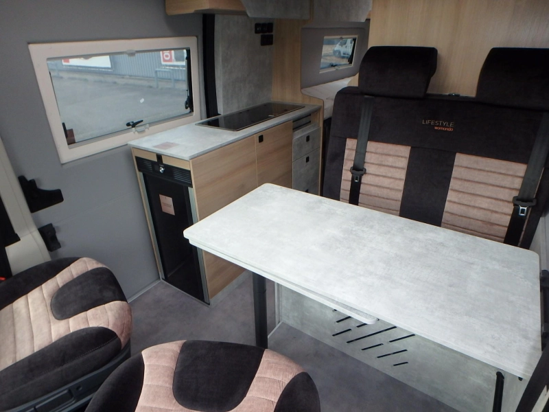 Robeta Womondo Lifestyle 636 photo: 11
