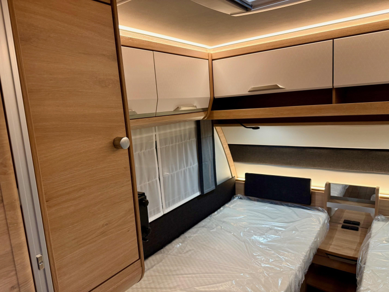 Knaus Sudwind Black Selection 500 EU many options! photo: 9