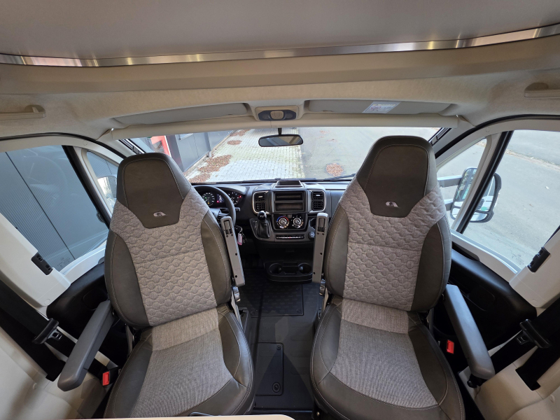 Adria Coral XL Plus 660 SL 5 Sitzpl&auml;tze! Foto: 9