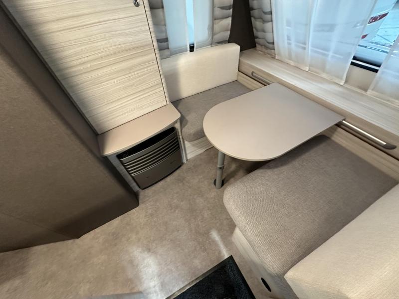 Dethleffs C'Joy 460 LE fietsendrager| ex-verhuur  foto: 9