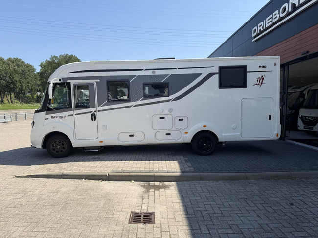 RAPIDO M96 Queensbed EP Level 2X Airco Omvormer Zonnepaneel foto: 6