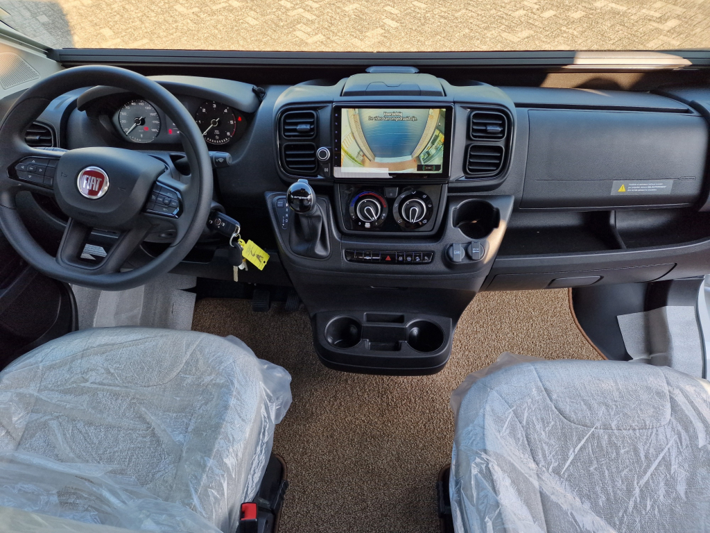 Pilote P690 Foto: 2