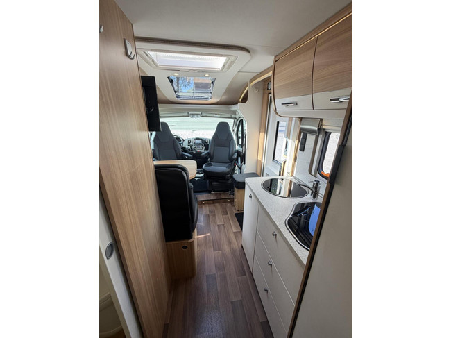 Dethleffs T 6611 Advantage Automatique Lits Jumeaux Panneau Solaire Auvent photo: 23