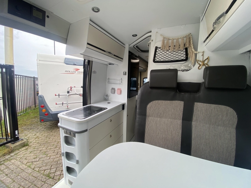 Adria Twin 600 SPB Airco Cruise cntr busbike  foto: 12