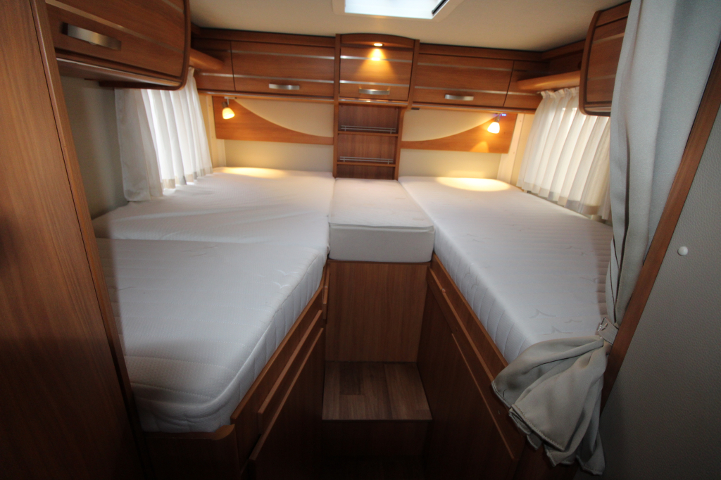 Hymer Exsis Ex i588 foto: 11