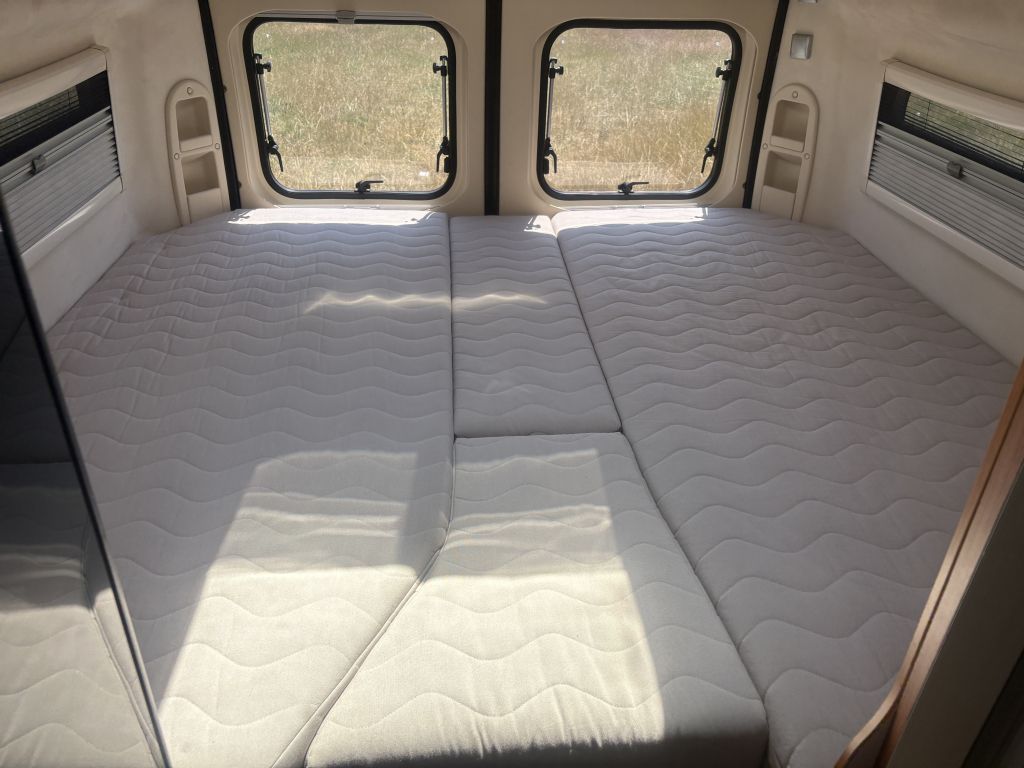 Adria TWIN SLX640, Camas individuales 2.3 Turbo 130cv foto: 12