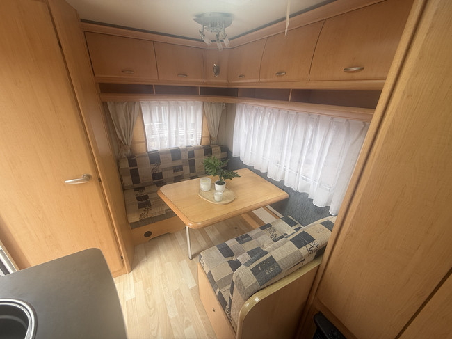 Hobby de luxe 400 SF cama transversal 4 plazas avance mover mosquitera estufa truma inodoro foto: 8