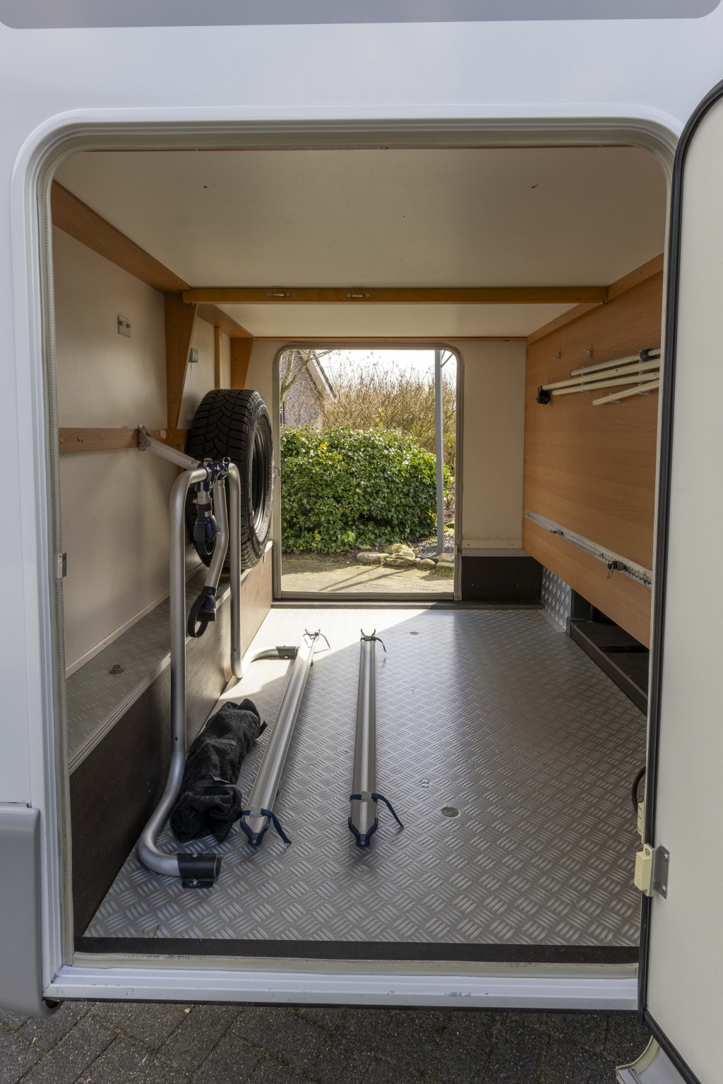 KNAUS Sun Liner 655 LG photo: 35