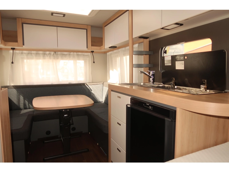 Knaus Sport 450 FU ZGAN, 5 MAANDEN OUD  foto: 15