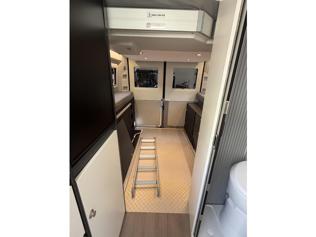 Adria Twin Supreme 640 SGX 9T-Automaat Zonnepaneel Victron Systeem foto: 20