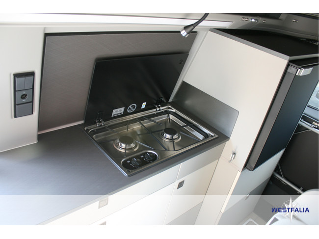 Westfalia Kelsey 136cv Aut. cama el&eacute;ctrica | foto: 13