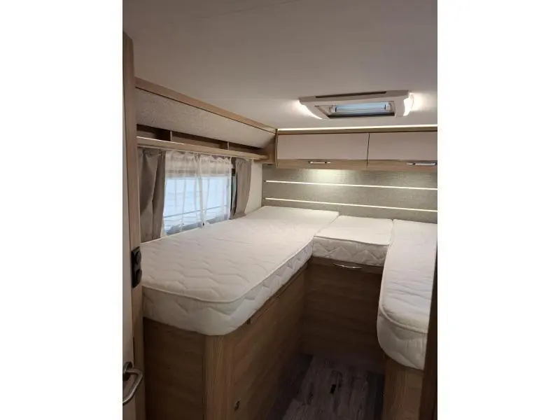 LMC Cruiser 732 G Enkele Bedden AUTOMAAT  foto: 5