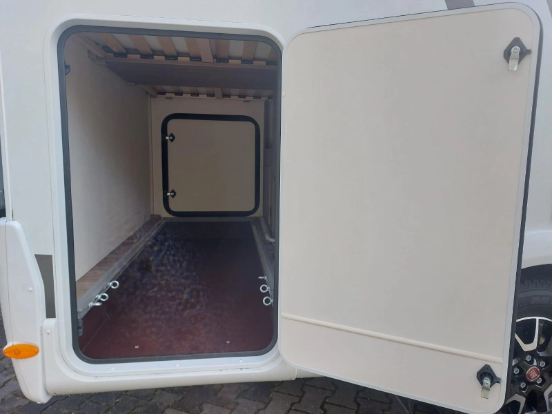 Carado V 337 - Kompakt und stilvoll Foto: 3