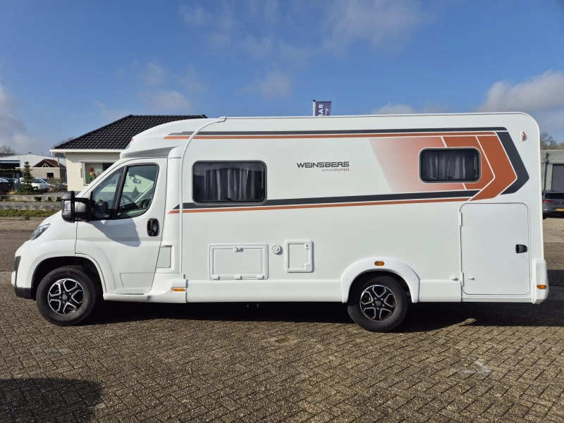 Weinsberg CaraCompact Pepper 600 MEG CE970 2xairco Aurtomaat  foto: 2