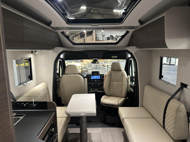 Adria Coral Supreme MB 670 DL LED / dakairco / automaat  foto: 10