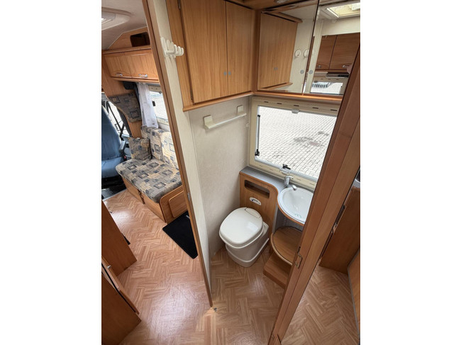 Adria Stargo 670SP MB 316Cdi Maxxfan Luifel Oven 1Ste Eigenaar foto: 23