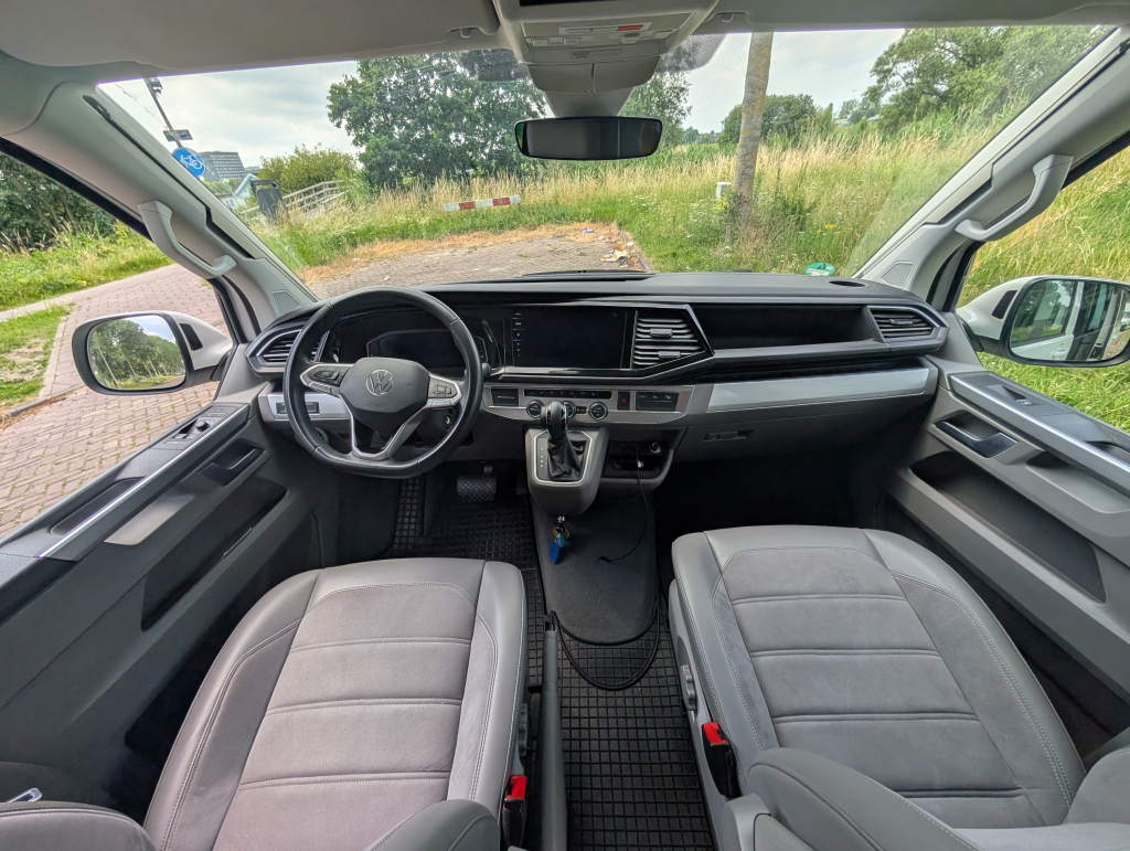 VOLKSWAGEN CALIFORNIA photo : 12