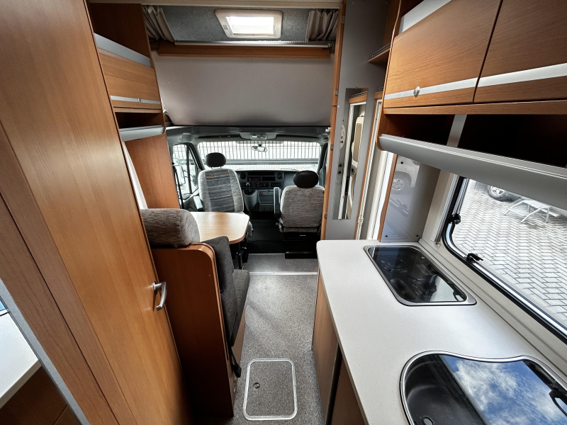 Knaus Sport TR Alkoven/Querbett/2008/Klima Foto: 8