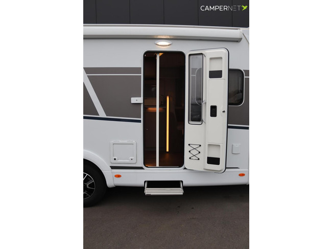 Carado T448 Pro+ 140 PS Fiat | 1. Besitzer | Original NL | L&auml;ngsbetten | Hubbett | Ger&auml;umige Aufteilung | Bearlock | Lift Fahrradtr&auml;ger | Foto: 4