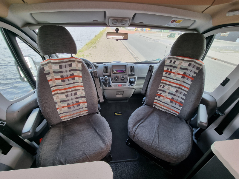 Weinsberg Imperiale 601 ME Foto: 12