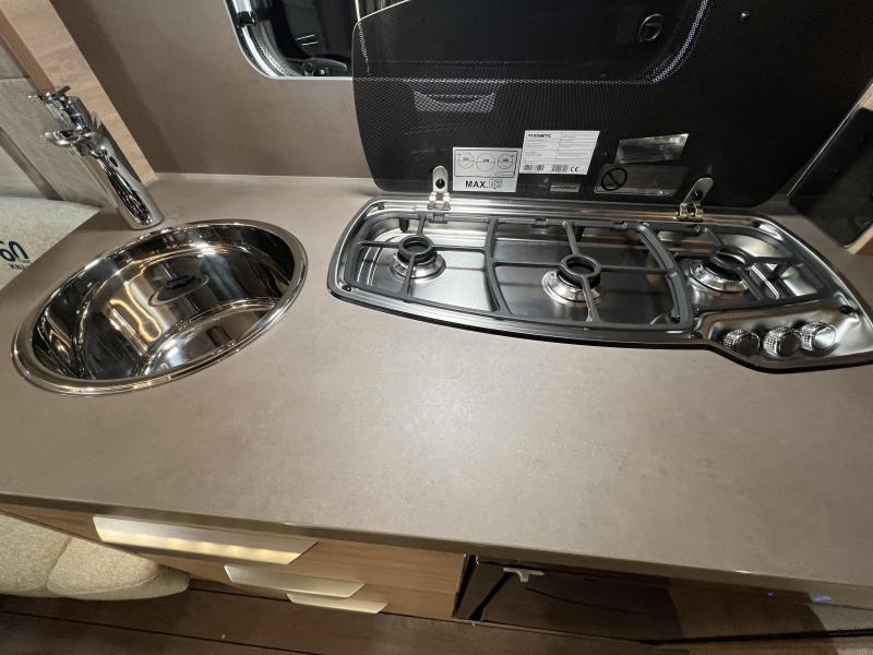 Knaus Sudwind 450 FU  foto: 7