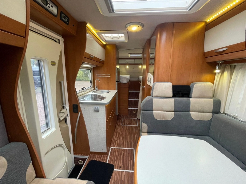 Karmann Ontario 725 TI Single Beds Airco 2010 photo: 12