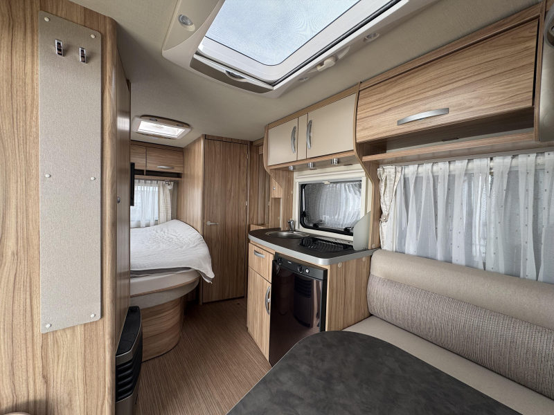 Eriba Nova Light 465 