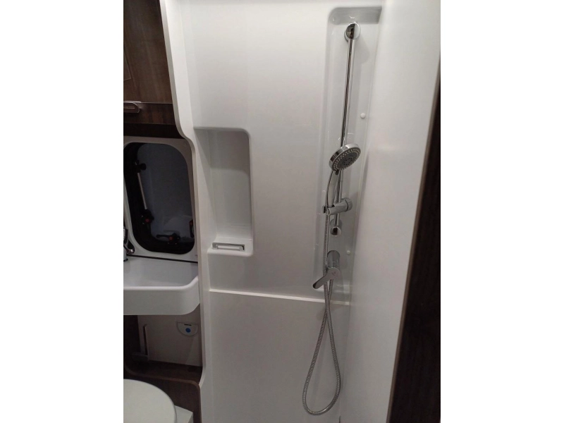 Benimar Benivan 160 PS NU MET €14.000 KORTING  foto: 12