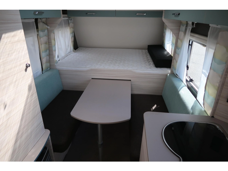 Dethleffs C'Joy 480 QLK ZGAN EN MET VOORTENT 