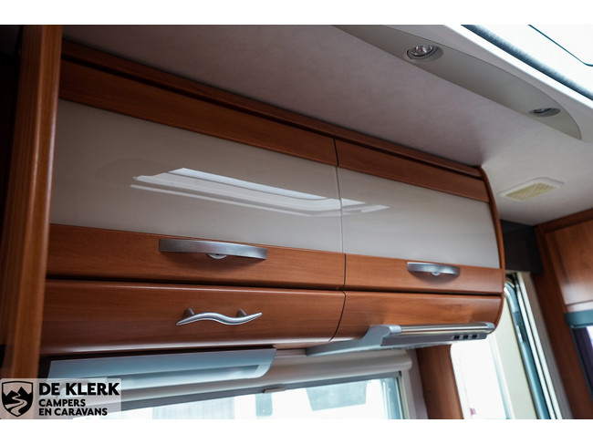 Eriba NOVA 435 GL Christmas Special foto: 13