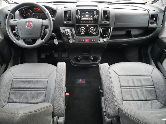 Benimar Benivan 145, Frigor&iacute;fico XXL, Cama transversal grande!! foto: 3