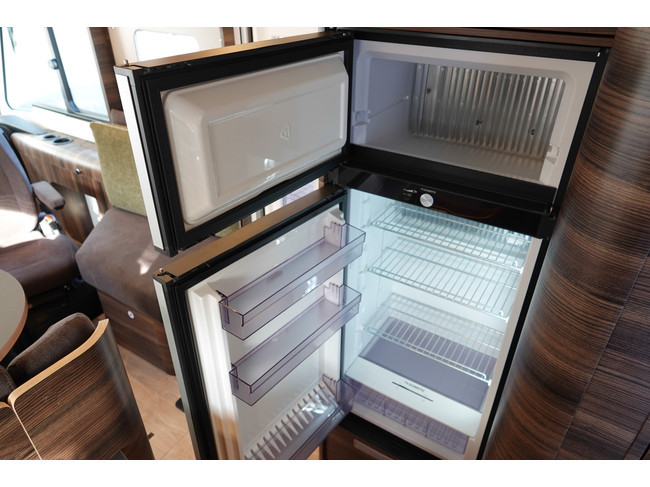 Laika EcoVip H 4109 9-Speed ​​Automatic | E&P Level System | Roof air conditioning | Lithium | 4-person photo: 17