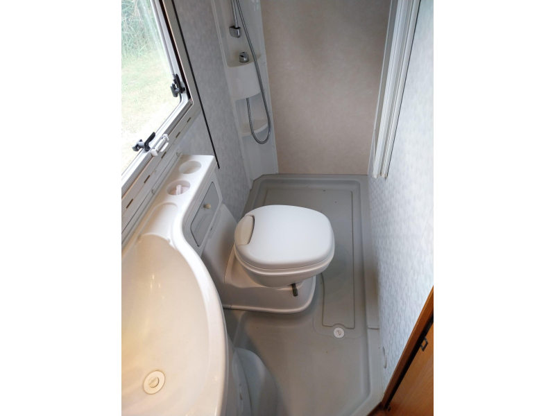 Adria Coral 640 Leuke starters camper!  foto: 11