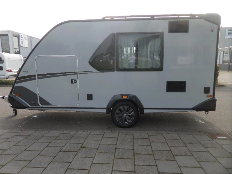 Knaus Sport en Fun 480 QL mover, air conditioning, air tent photo: 5