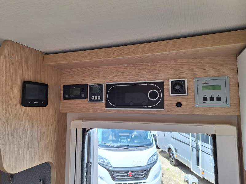 Hymer B-MC T 680 +LEVELSYSTEEM+VELOSLIDE  foto: 7