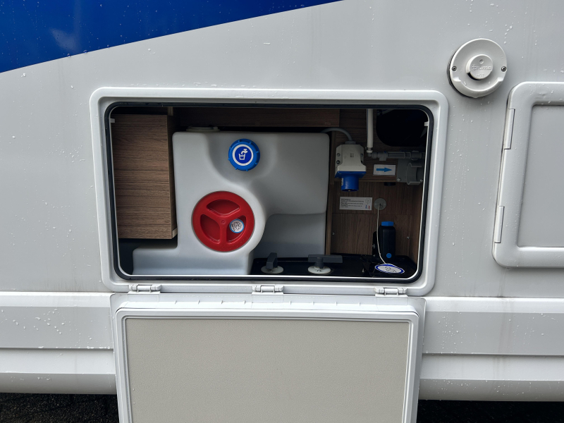 Knaus L!ve Ti 650 MEG Laagbed + trekhaak  foto: 21