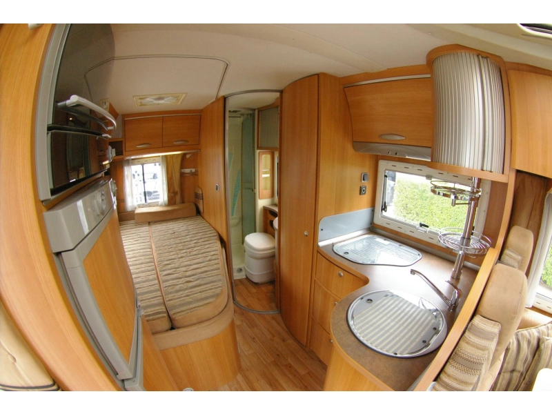 Chausson Allegro 93 Franz&ouml;sisches Bett, Top-Ausstattung. Foto: 8
