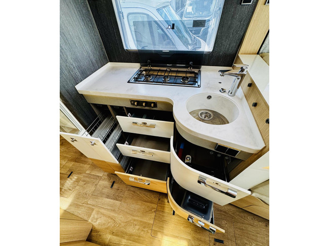 Hymer Hymer B-Klasse ML | 880 Xclusive Edition “Hymer 880 Xclusive – Klaar voor avontuur!” – Luxe, topuitgerust en vrijwel als nieuw! foto: 19