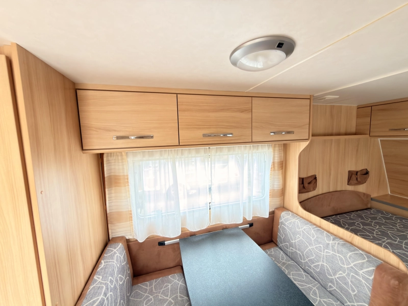 Sunlight Njoy 42 D +mover+avance+portabicicletas foto: 10