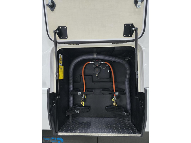 Hymer BMC-T 680 *170pk Automaat* Volledige luchtvering* VOL! foto: 22