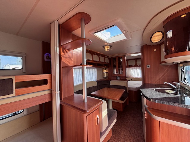 HOBBY PRESTIGE 650 KMFE foto: 8