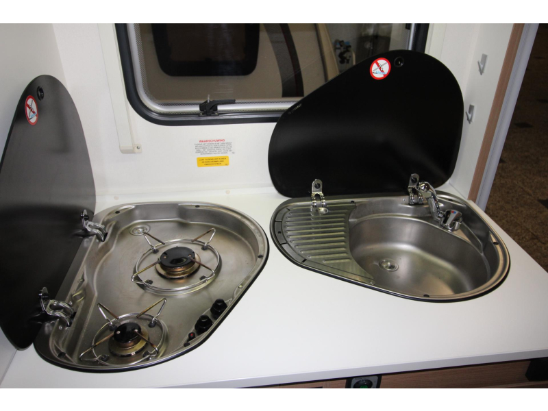 Adria Aviva Lite 390 PS Mover,Voortent,Fietsenrek  foto: 15